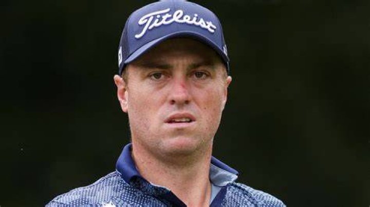 Justin Thomas' father does it all, from teacher to buddy to &mdash; caddie?!