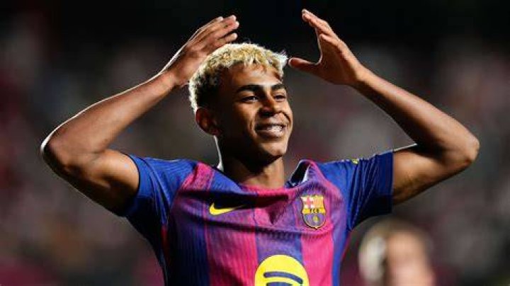 La photo de Lamine Yamal en tant enfant avec Ramos
